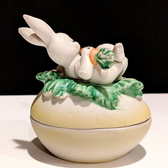 Lefton Ceramic Bunny in Flowers Trinket Box - Picture 3 of 7